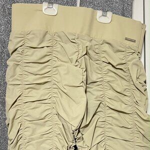 Maniere De Voir tan ruching cycle shorts. NWT, size 16